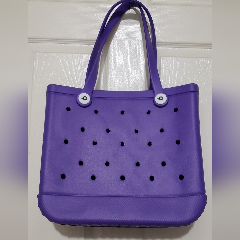 Bogg Bag beach tote in SOLD OUT Purple color